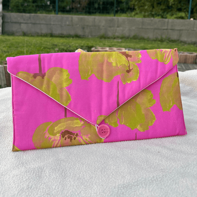 Pochette à livre de poche